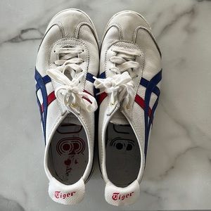 ASICS Onitsuka Tiger tennis shoes, size 6 men, size 8 women.